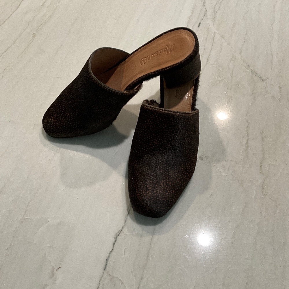 Madewell Walker Closed Toe Mules in Calf Hair Size 7